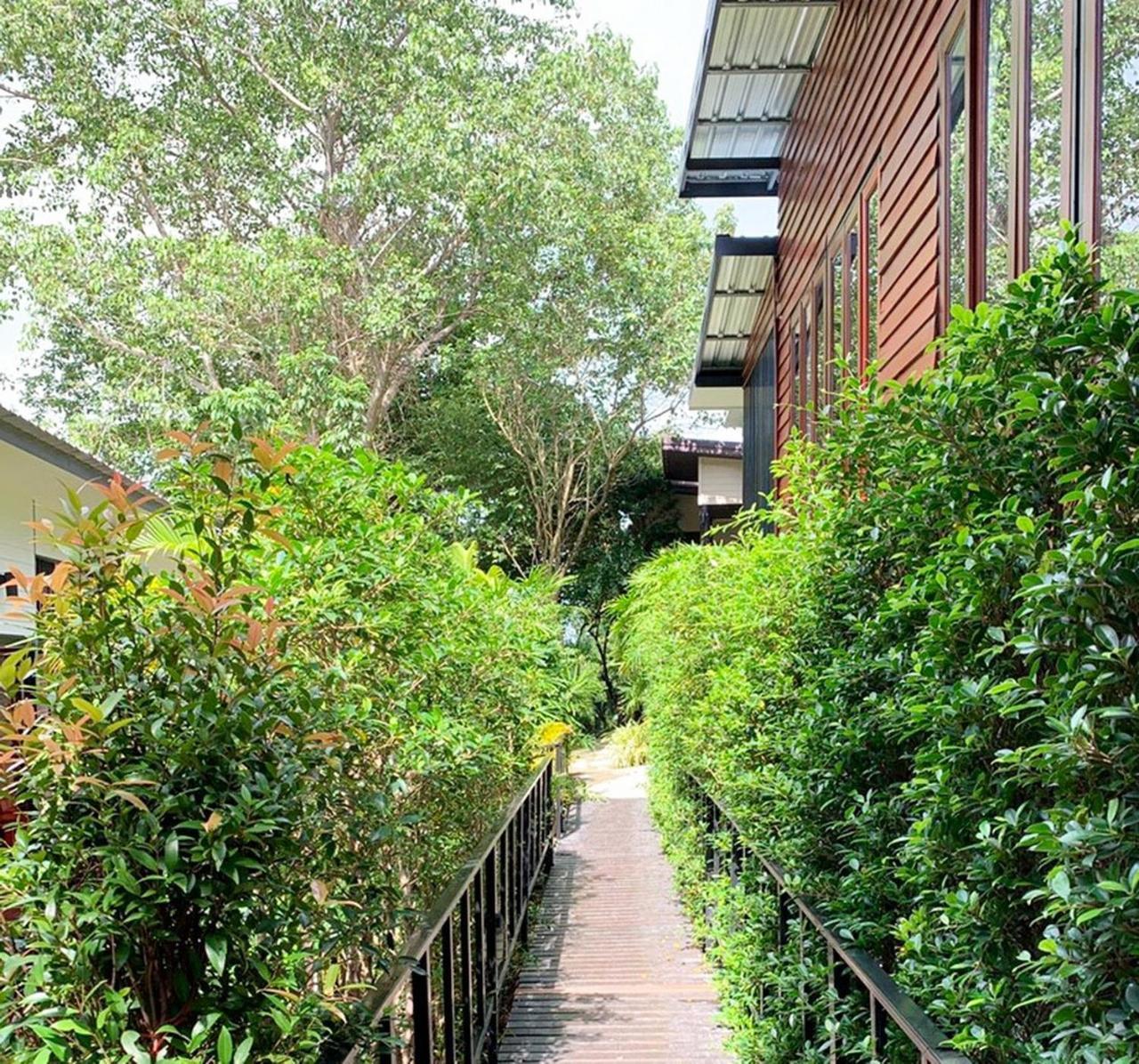 West Coast Beach Resort Ko Pha Ngan Exterior foto